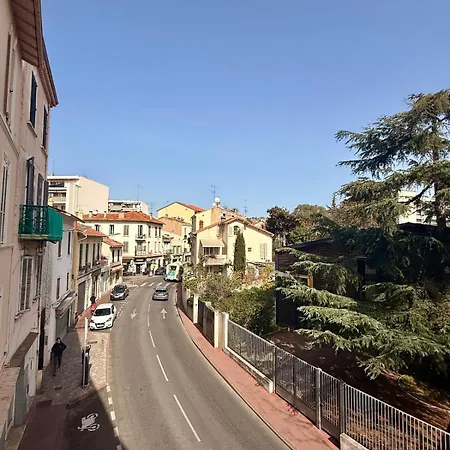 Appartement Le Ferry By Apirent #central #climatisation #balcon Cannes